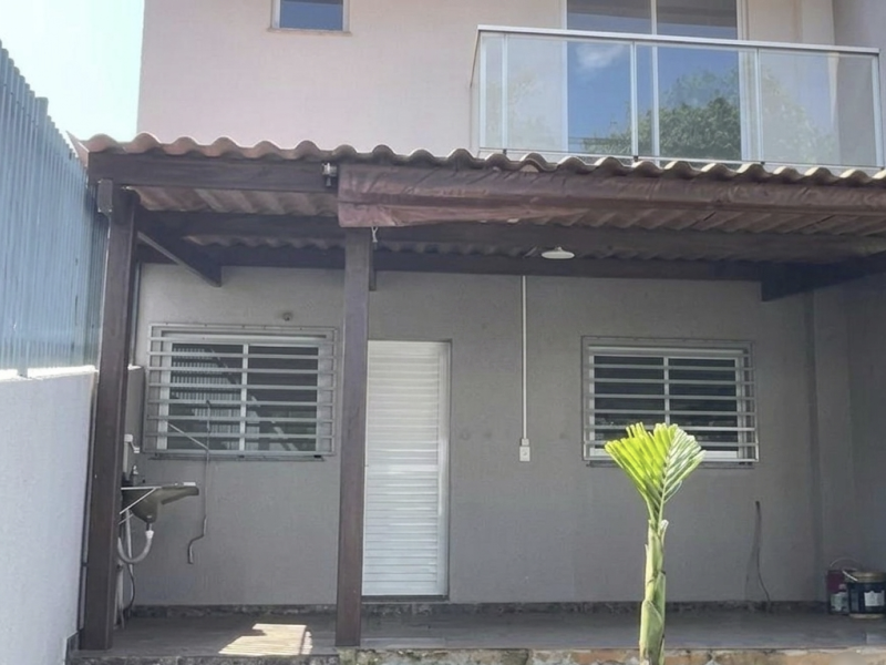imóvel com 220m² - Fraron - Pato Branco