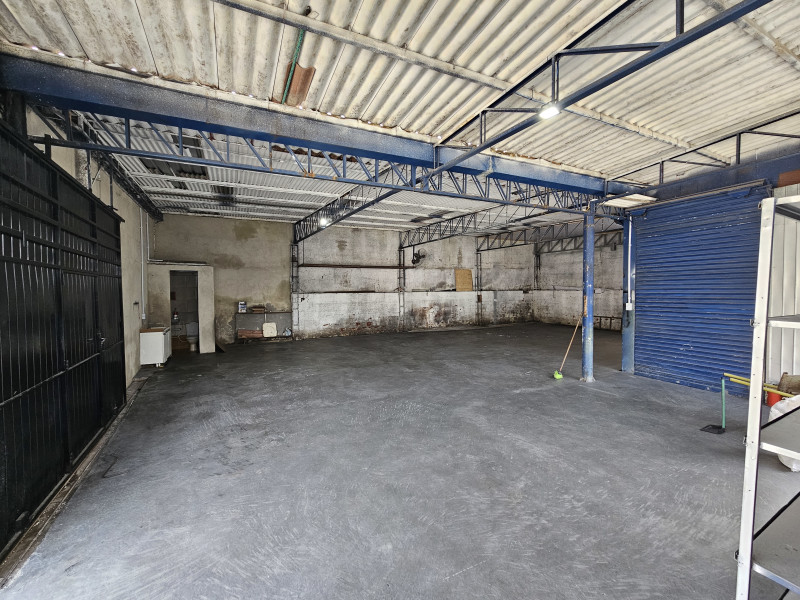imóvel com 190m² - Cidade Industrial - Curitiba