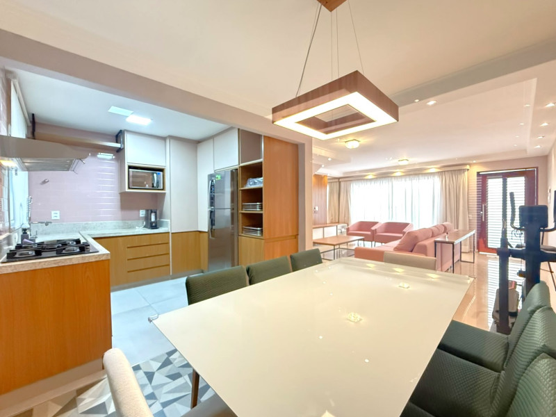 imóvel com 164m² - Jardim Rebelato - Cotia