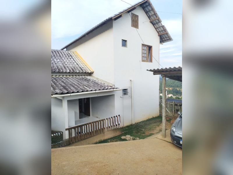 imóvel com 480m² - Santo Antonio - Rio Bananal
