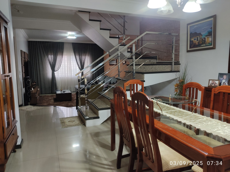 imóvel com 200m² - guabirotuba - Curitiba