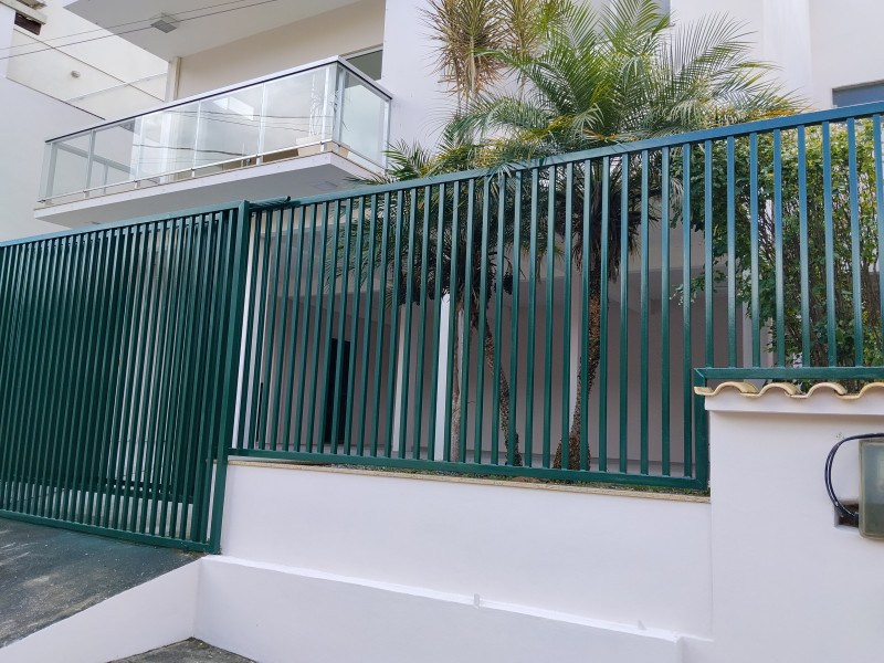 imóvel com 300m² - Centro - Cantagalo