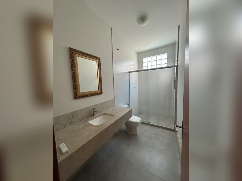 imóvel com 300m² - Centro - Cantagalo