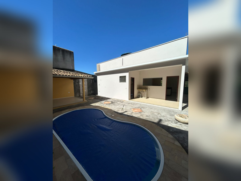 imóvel com 300m² - Centro - Cantagalo