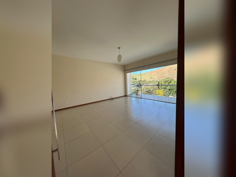 imóvel com 300m² - Centro - Cantagalo