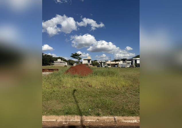 imóvel com 252m²