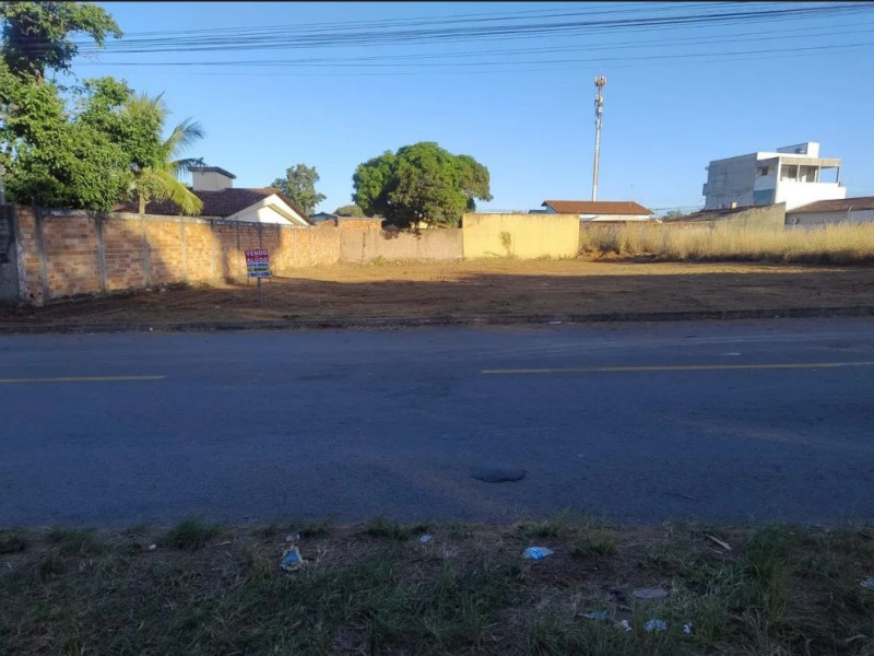 imóvel com 800m² - Residencial Barcelona - Goiânia