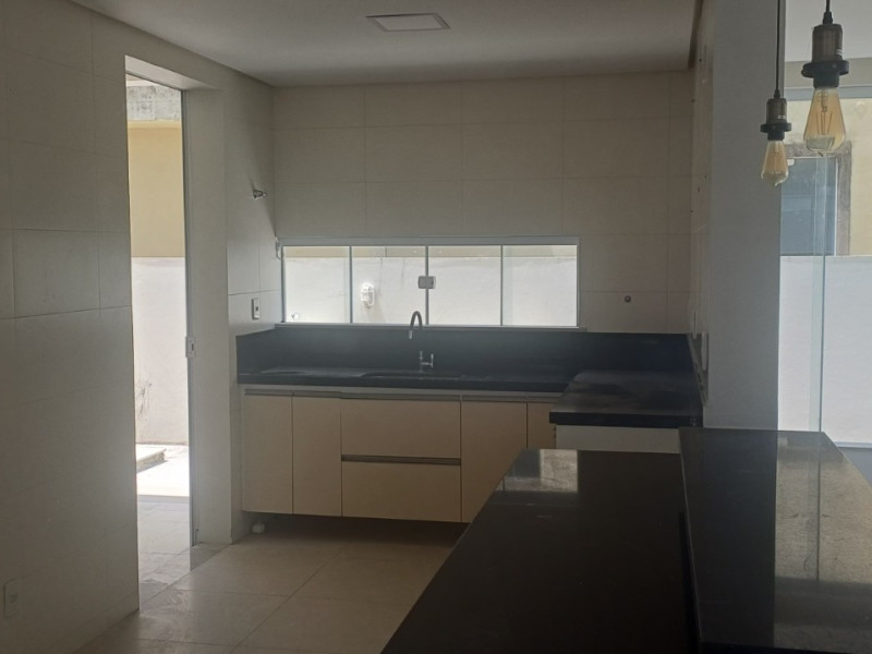 imóvel com 200m² - Nossa Senhora da Vitória - Ilhéus