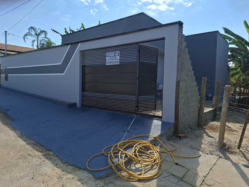 imóvel com 240m² - Centro - Corrego do Ouro