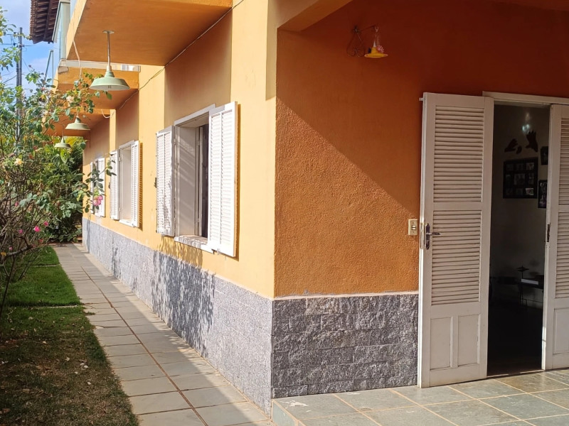 imóvel com 400m² - Centro - Lima Duarte