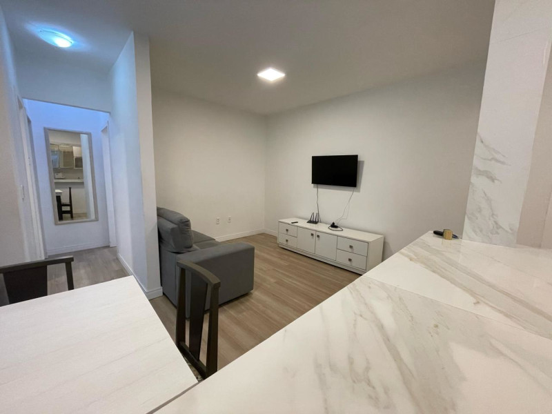 imóvel com 70m² - Meia Praia - Itapema
