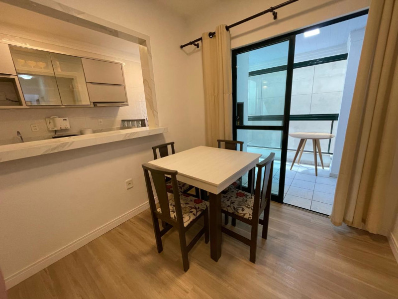 imóvel com 70m² - Meia Praia - Itapema