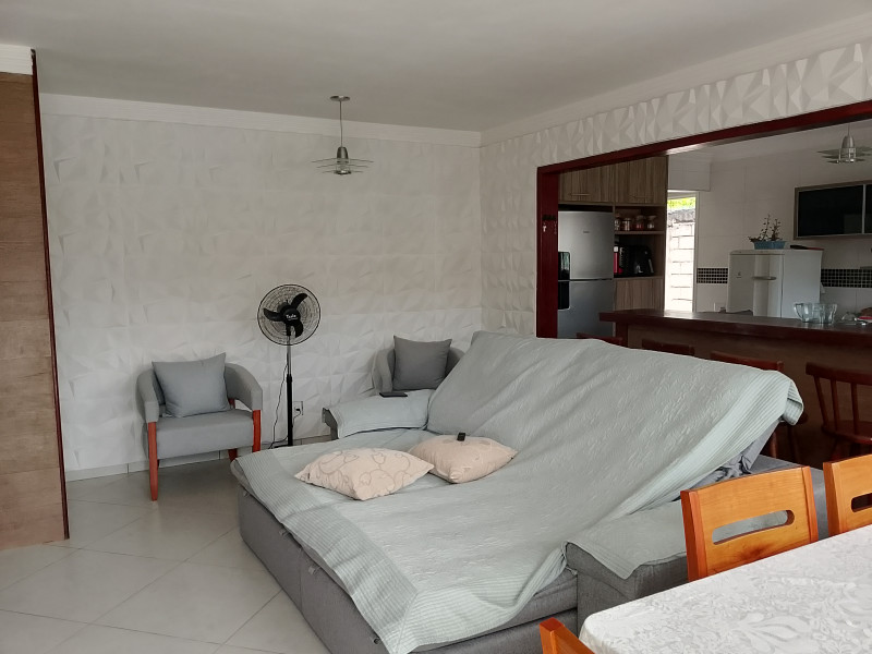 imóvel com 190m² - Maria Joaquina (Tamoios) - Cabo Frio