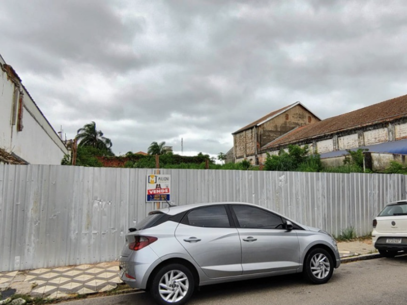 imóvel com 1080m² - Centro - Salto