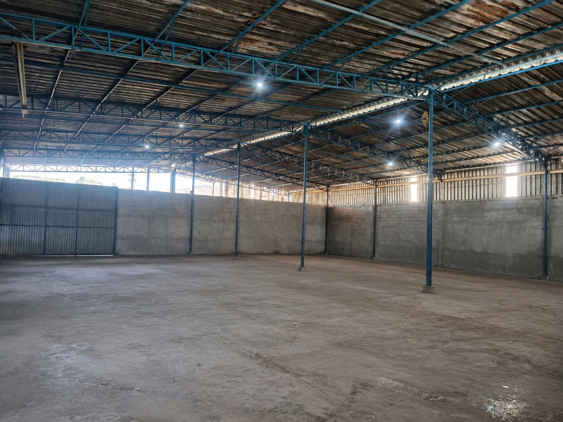 imóvel com 750m² - Centro - Bom Jesus dos Perdões