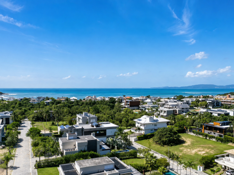 imóvel com 525m² - Praia das Taquaras - Balneário Camboriú