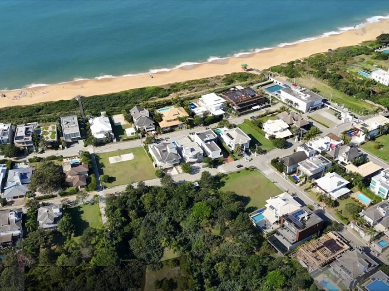 imóvel com 525m² - Praia das Taquaras - Balneário Camboriú
