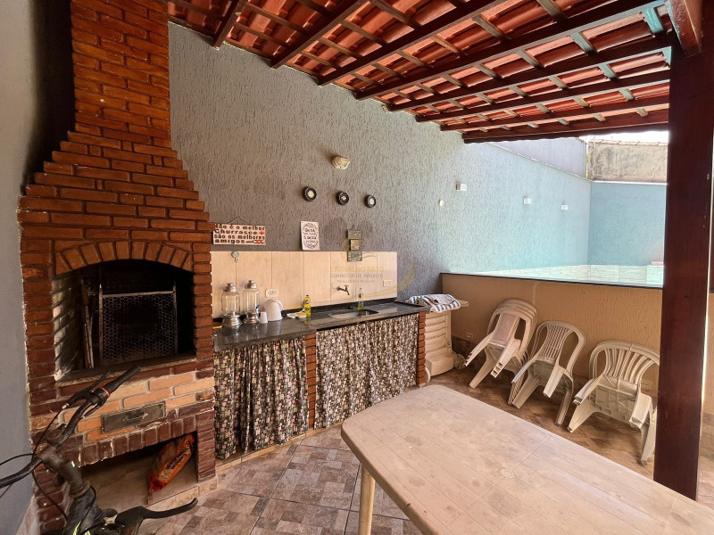 imóvel com 171m² - Tupy - Itanhaém