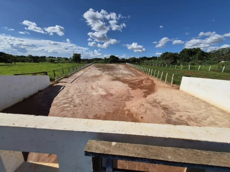 imóvel com 32500m² - Área Rural de Novo Gama - Novo Gama