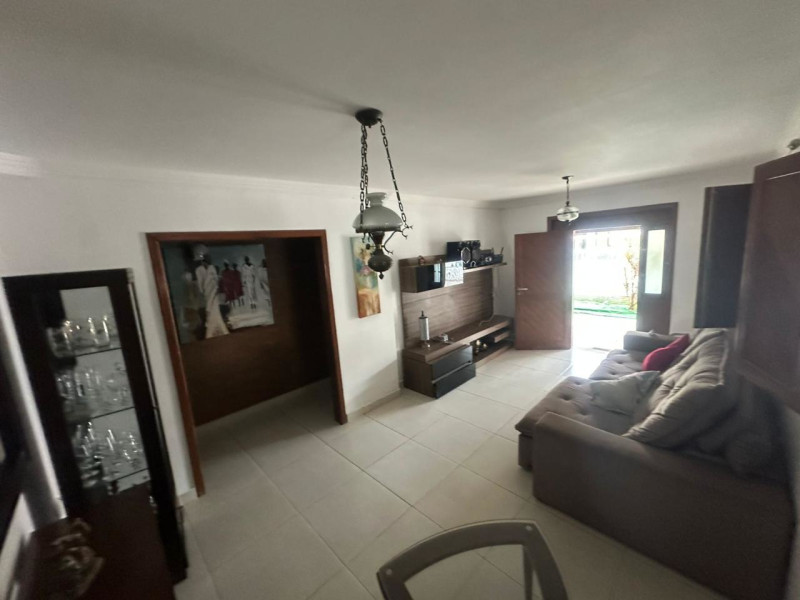 imóvel com 300m² - Centro - Marataizes