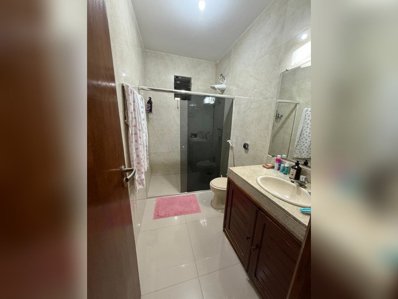 imóvel com 300m² - Centro - Marataizes