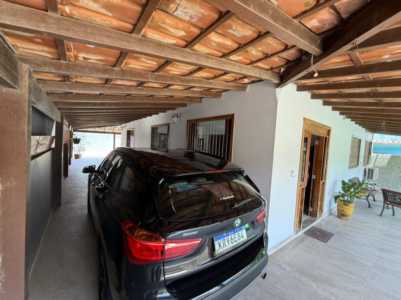 imóvel com 300m² - Centro - Marataizes