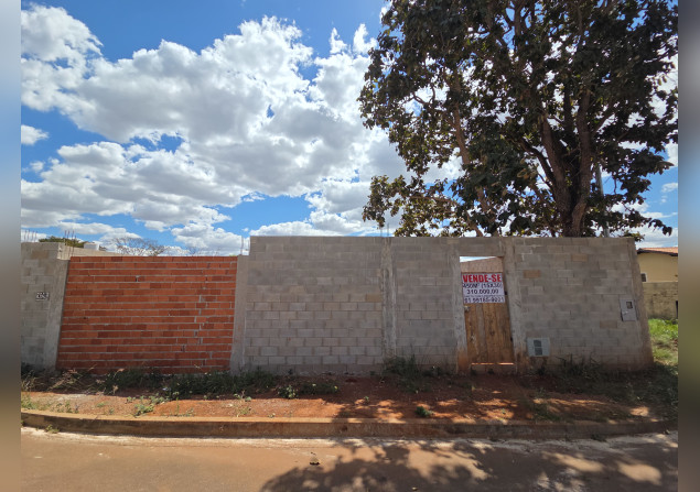 imóvel com 450m²
