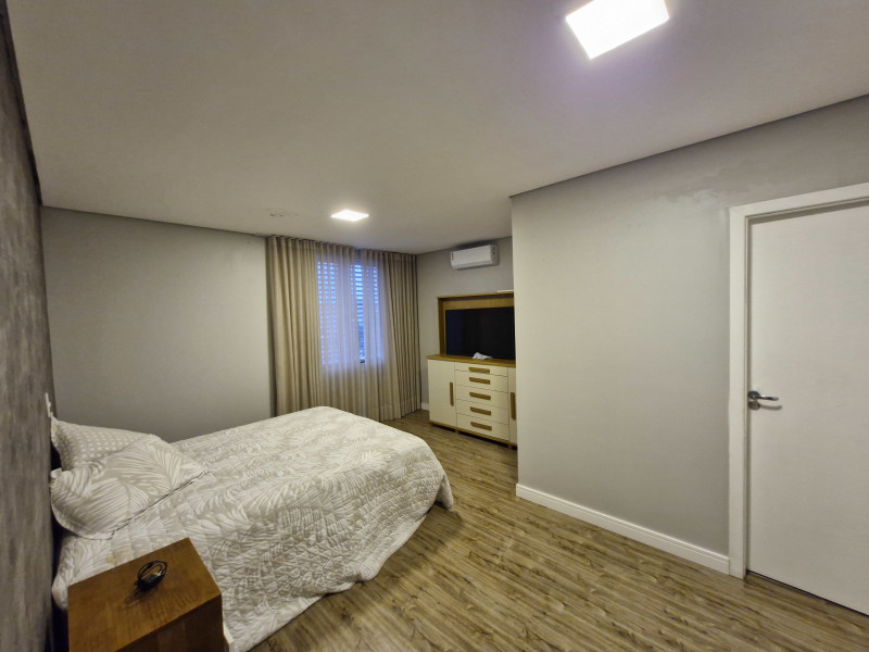 imóvel com 545m² - Caiobá - Matinhos