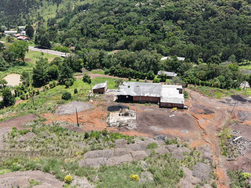 imóvel com 36300m² - Área Rural de Caçador - Cacador