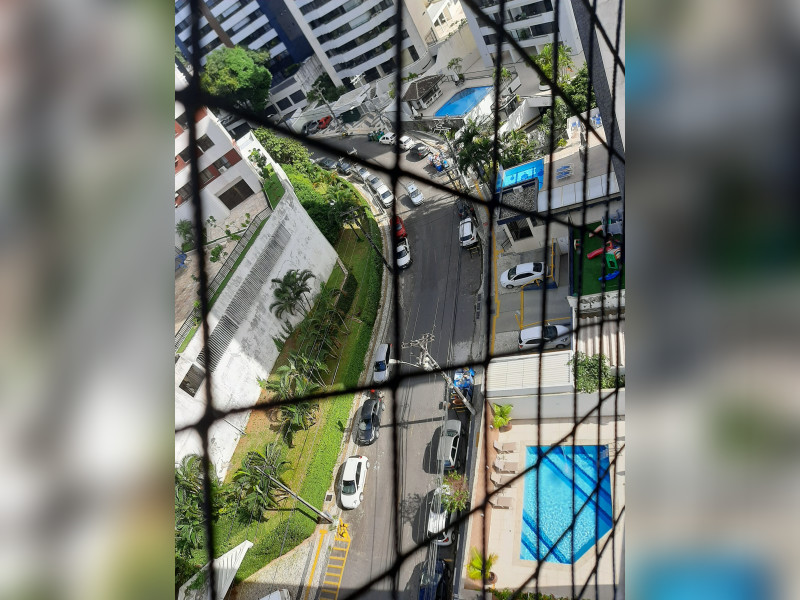 imóvel com 78m² - Candeal - Salvador