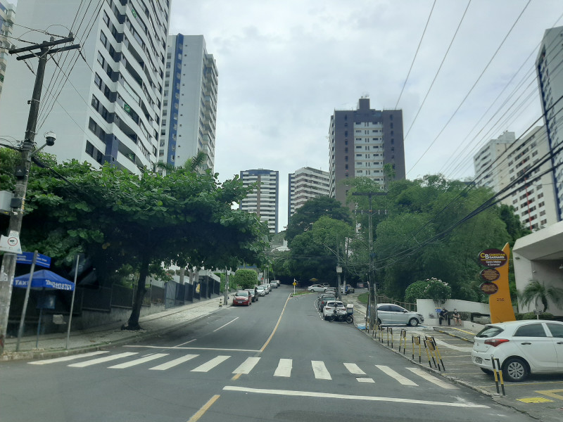 imóvel com 78m² - Candeal - Salvador