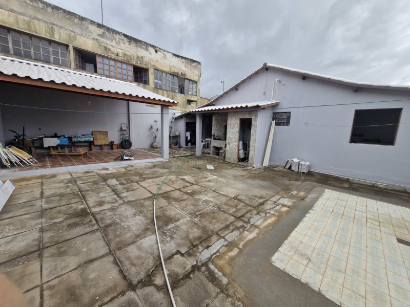 imóvel com 300m² - Centro - São José do Vale do Rio Preto
