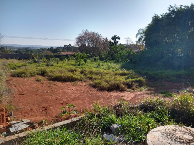 imóvel com 1800m² - Puris - Ibiúna