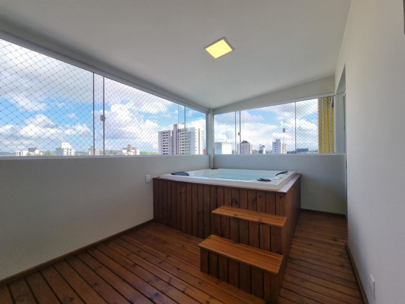 imóvel com 136m² - Anita Garibaldi - Joinville