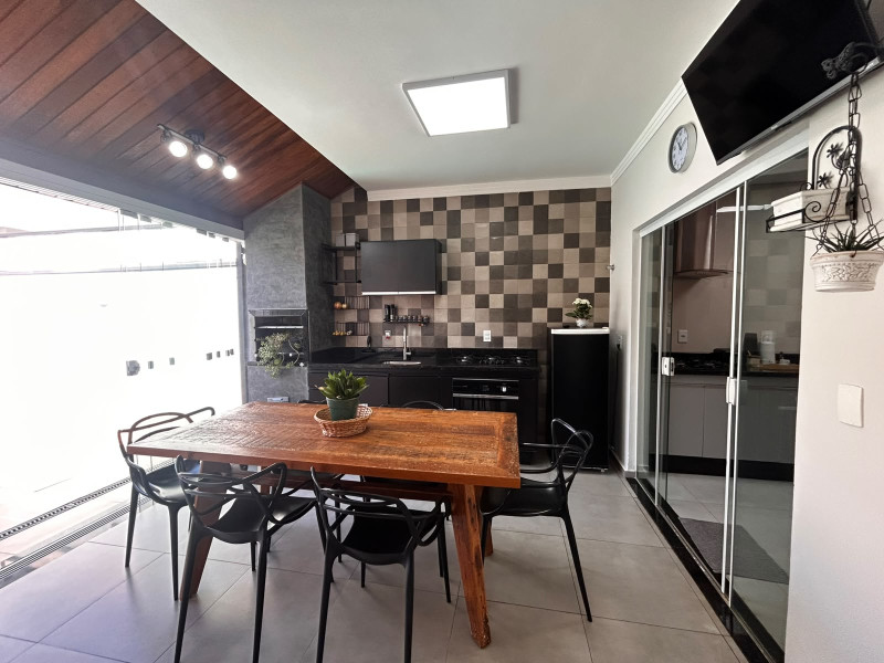 imóvel com 130m² - Residencial Real Parque Sumaré - Sumaré