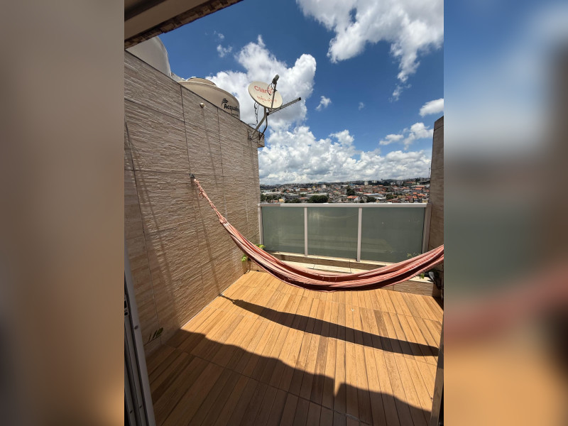 imóvel com 210m² - Jardim São João - Ferraz de Vasconcelos