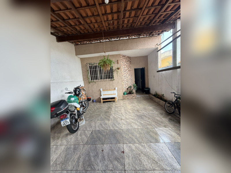 imóvel com 210m² - Jardim São João - Ferraz de Vasconcelos