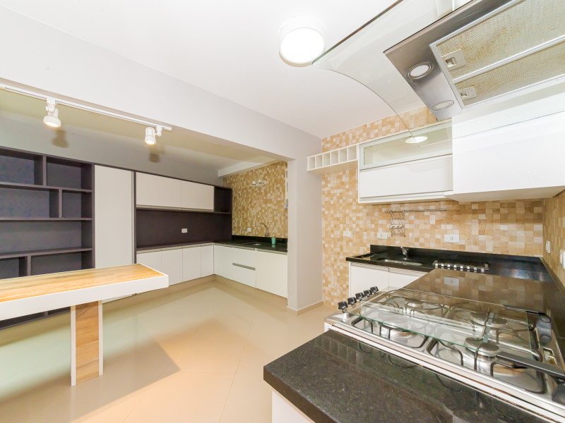 imóvel com 147m² - Uberaba - Curitiba
