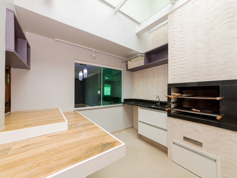 imóvel com 147m² - Uberaba - Curitiba