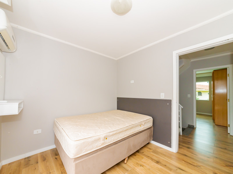 imóvel com 147m² - Uberaba - Curitiba