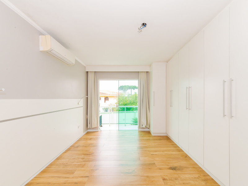 imóvel com 147m² - Uberaba - Curitiba