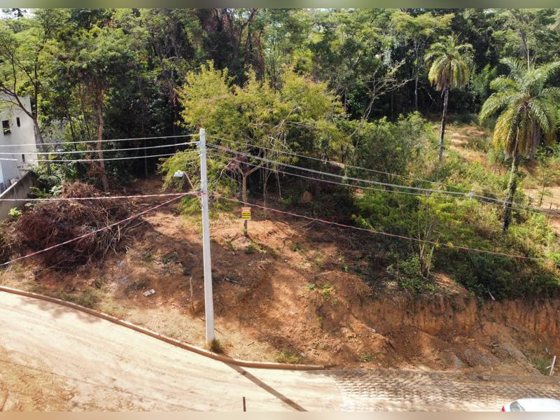 imóvel com 405m² - Centro - Vespasiano