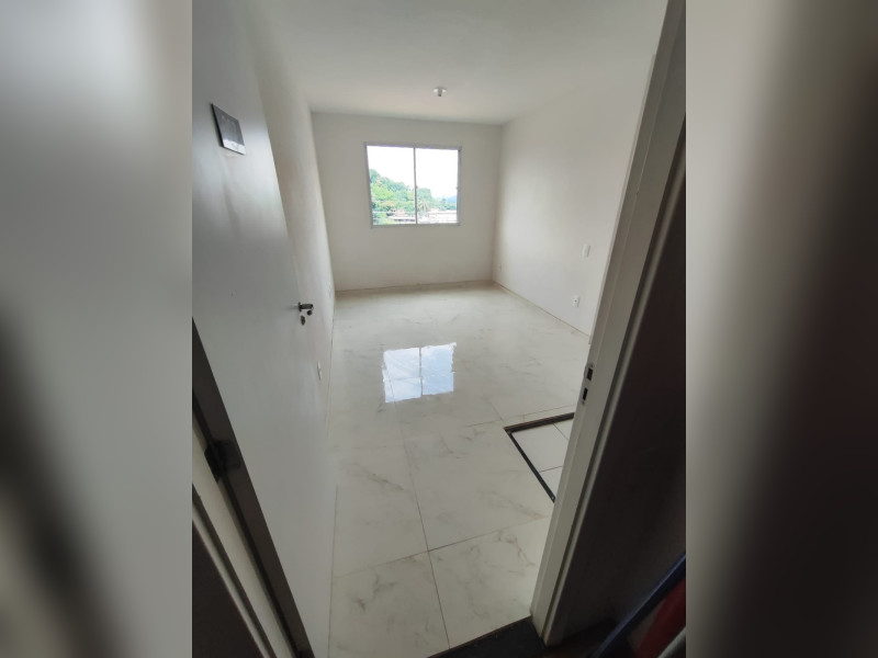 imóvel com 40m² - Cerâmica - Nova Iguaçu