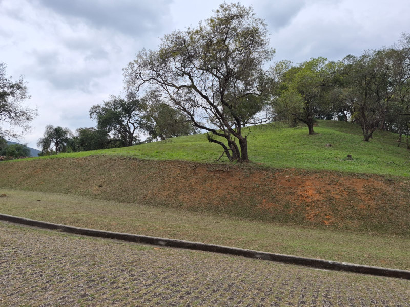 imóvel com 5000m² - Condomínio Voturuna - Santana de Parnaiba