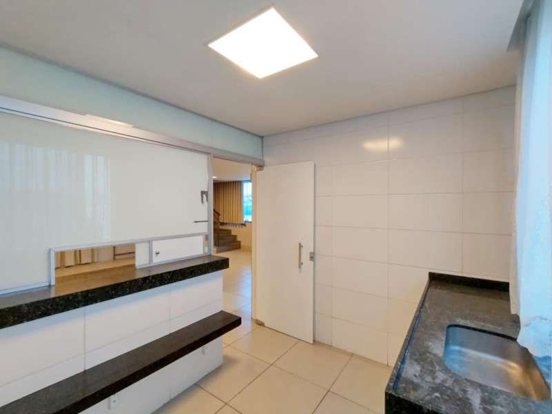 imóvel com 680m² - Ipiranga - Belo Horizonte