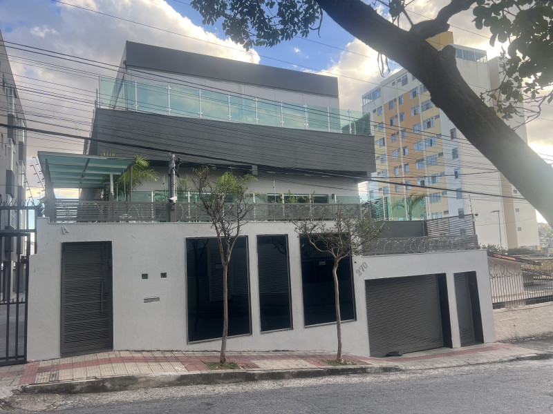imóvel com 680m² - Ipiranga - Belo Horizonte
