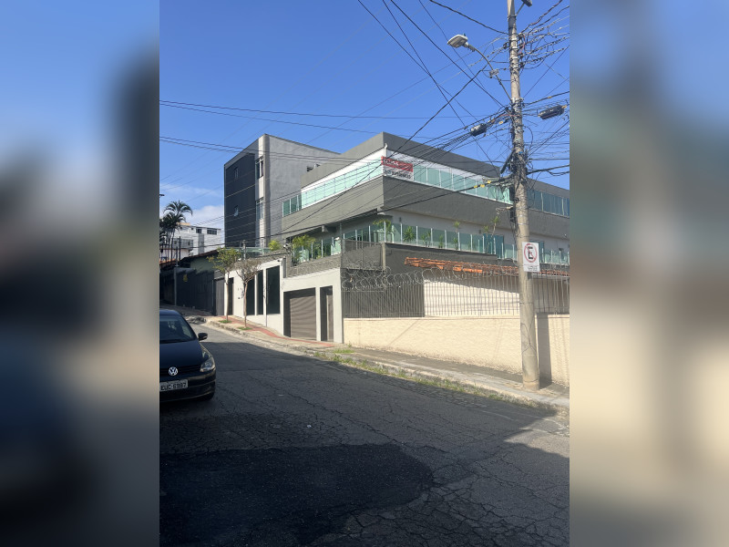 imóvel com 680m² - Ipiranga - Belo Horizonte