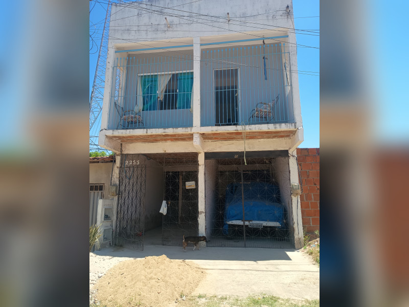 imóvel com 200m² - Siqueira - Maracanau