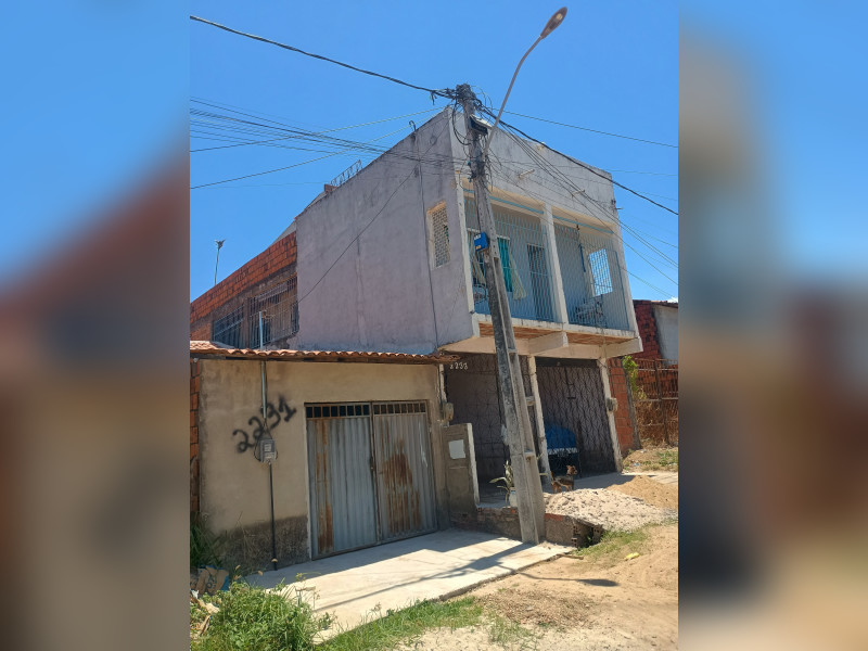 imóvel com 200m² - Siqueira - Maracanau