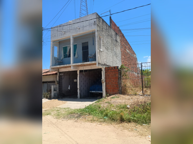 imóvel com 200m² - Siqueira - Maracanau